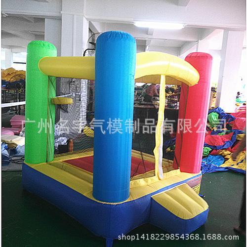 充气产品厂家批发销售,运动户外健身器用品充气跳床笑小跳床